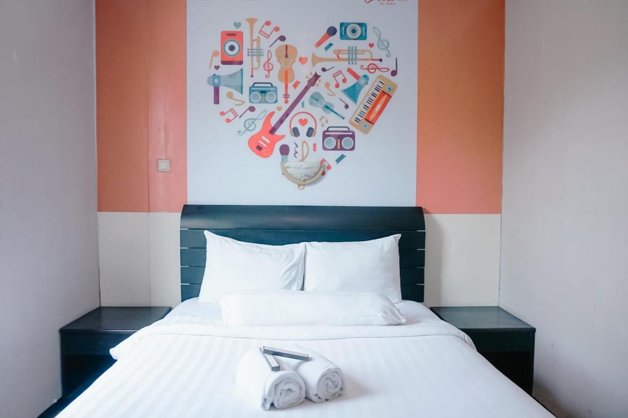 Votel Hotel Tulungagung Kültér fotó