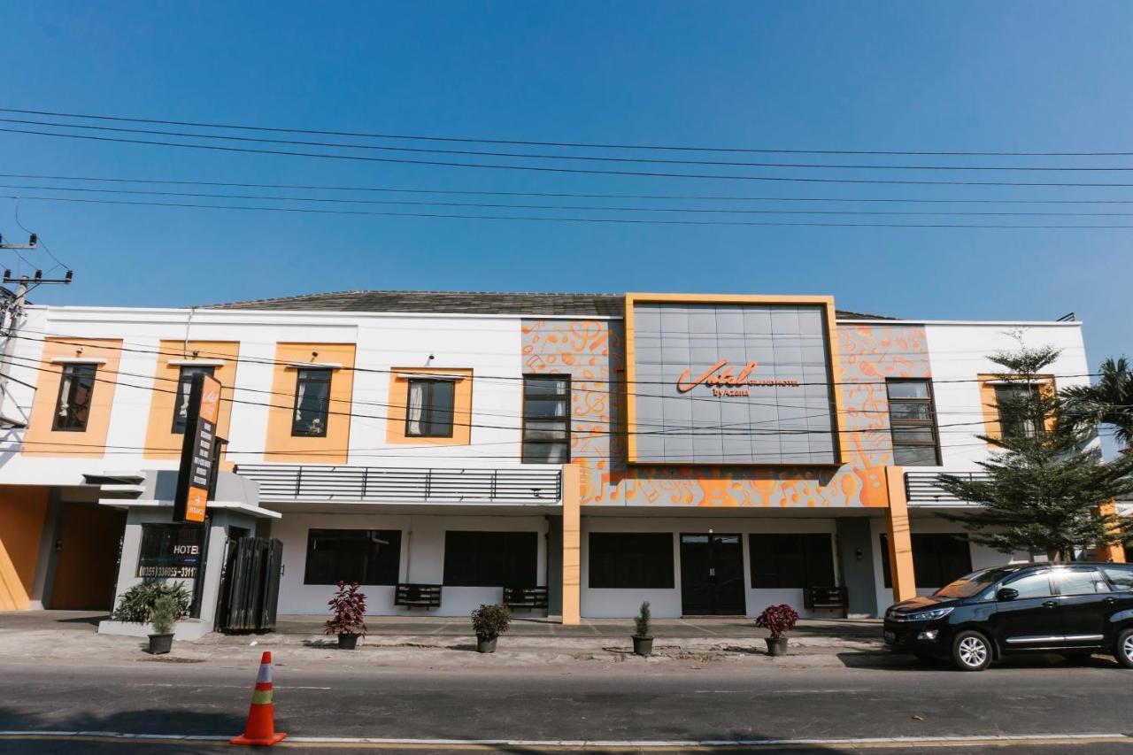 Votel Hotel Tulungagung Kültér fotó